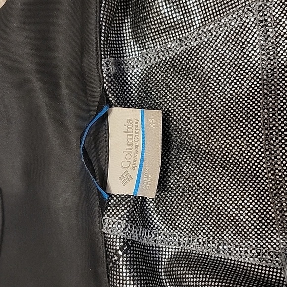 Columbia Titanium Womens Softshell Omni Heat Jacket (XS), Grey with Red Zippers - Picture 6 of 10